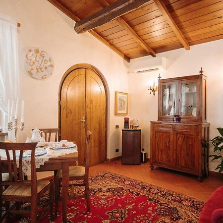 Lago Del Turano - La Taverna Con Cucina Open Space E Free Wi-Fi Ascrea المظهر الخارجي الصورة