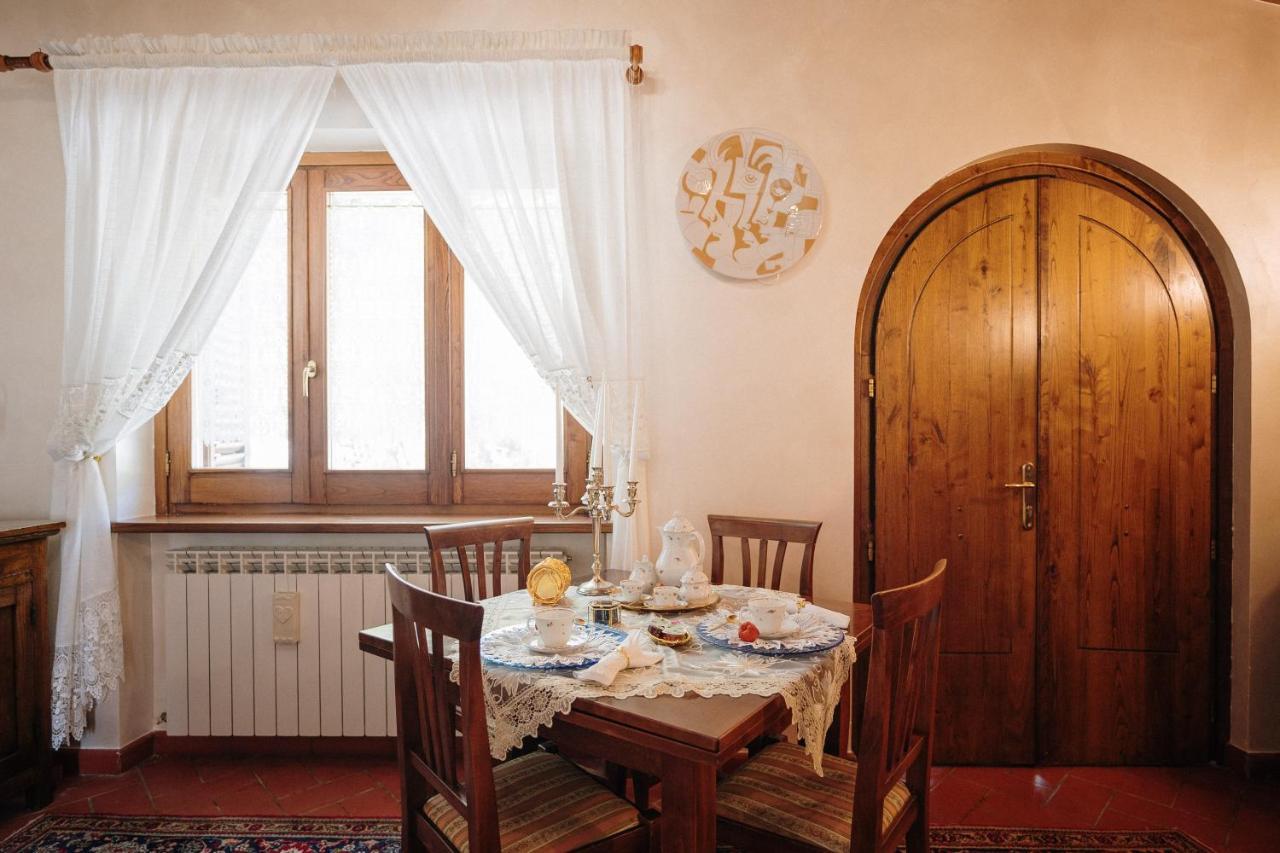Lago Del Turano - La Taverna Con Cucina Open Space E Free Wi-Fi Ascrea المظهر الخارجي الصورة