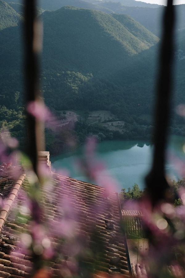 Lago Del Turano - La Taverna Con Cucina Open Space E Free Wi-Fi Ascrea المظهر الخارجي الصورة